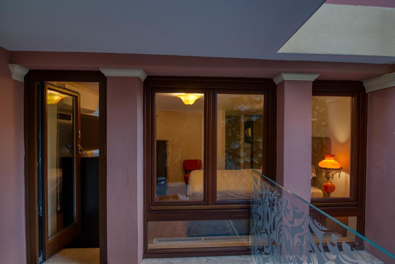 Farmaki Residence, Plaka Athen Eksteriør billede